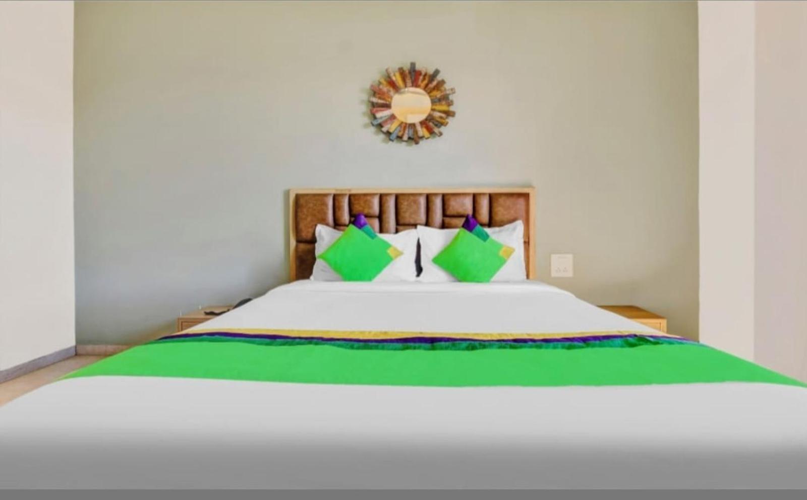 Elite Boutique Hotel Satara Buitenkant foto