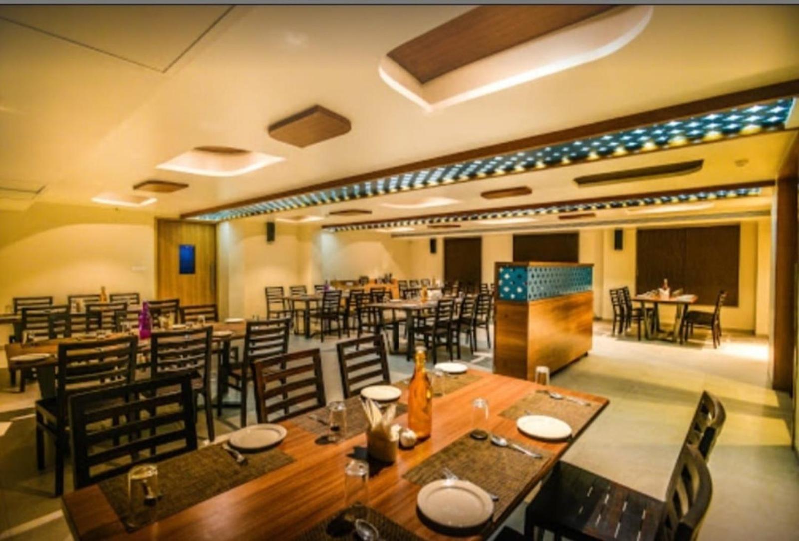 Elite Boutique Hotel Satara Buitenkant foto