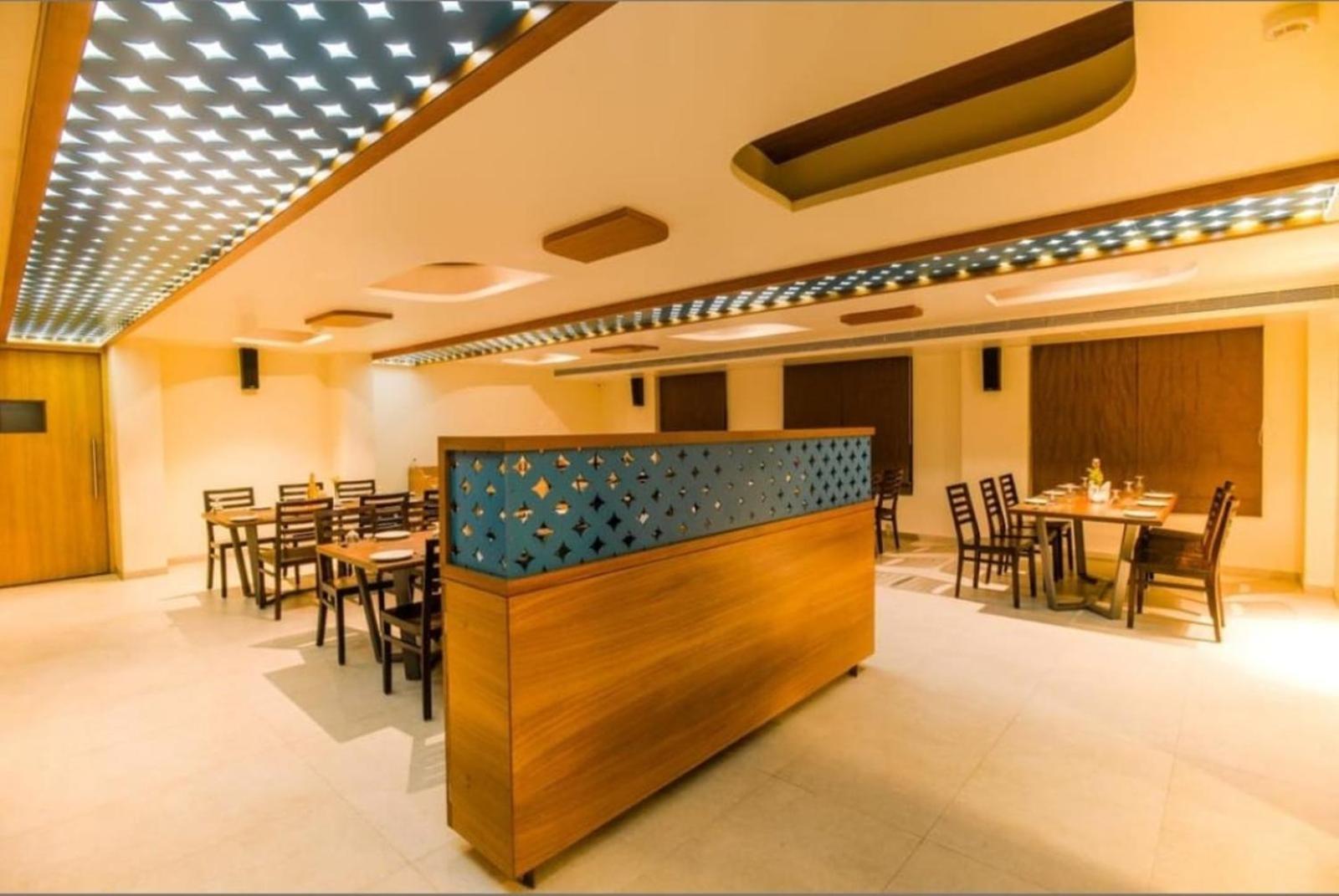 Elite Boutique Hotel Satara Buitenkant foto