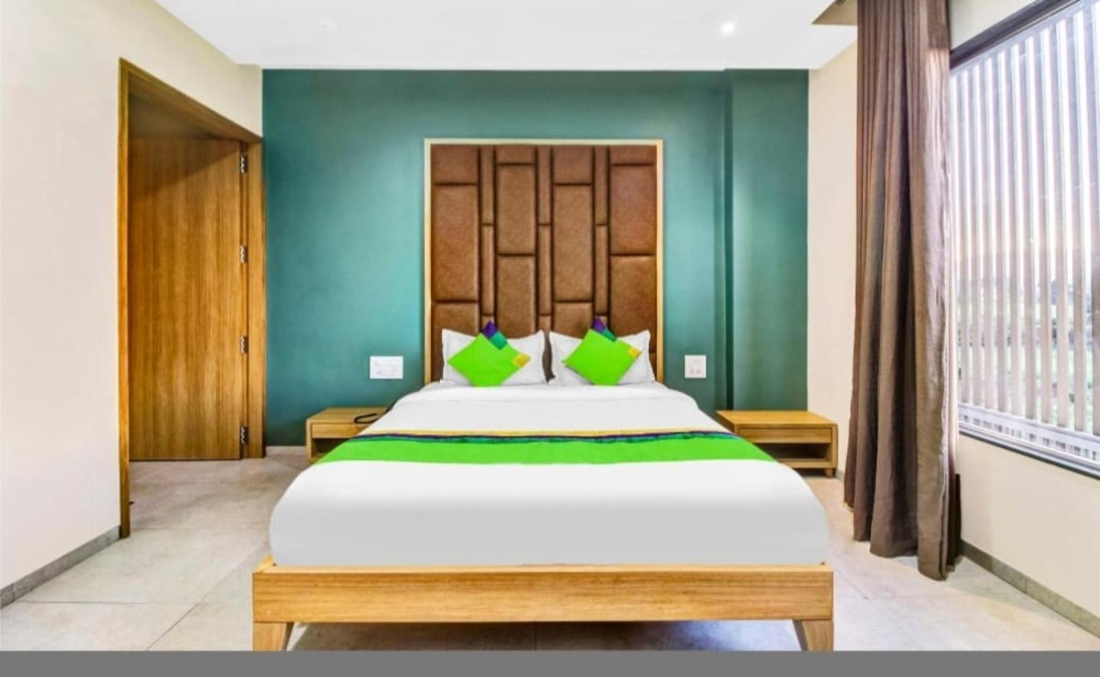 Elite Boutique Hotel Satara Buitenkant foto